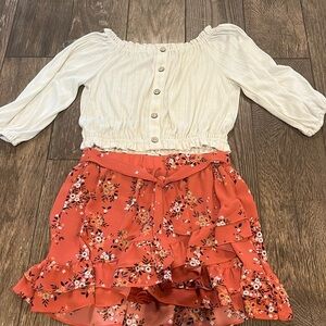 Girls Ally B Size L.